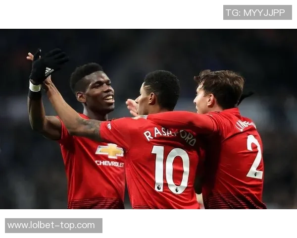 德甲精彩对决那不勒斯与莱比锡战成平局帽子戏法引发全场狂欢