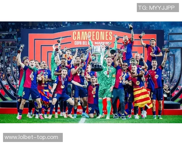 国王杯精彩对决：多特蒙德与巴萨战成平局乌龙球成比赛转折点