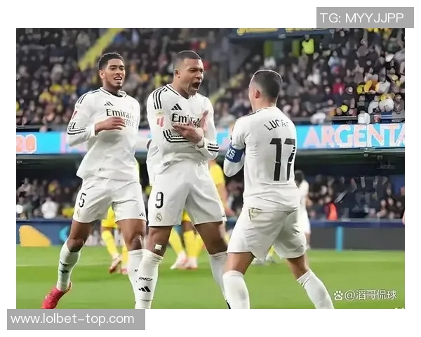 德甲焦点战拜仁与皇马握手言和争议判罚引发全场热议